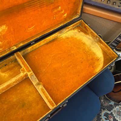 Vintage Gibson Les Paul Sg Rectangle Case Late 60’s Early 70’s Yellow Interior image 8