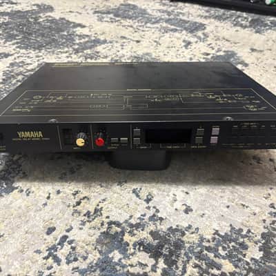 Yamaha D1500 80’s