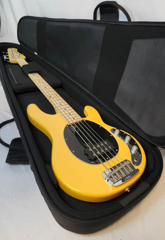 Sterling By Music Man Pre Owned StingRay Classic RAY25CA 5 string Elec. Bass W/PRO TEC Bag image 1