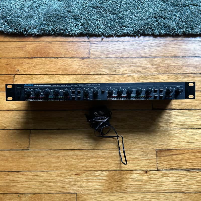 Alesis 3630 Compressor Dual Channel w/ Power Supply image 1