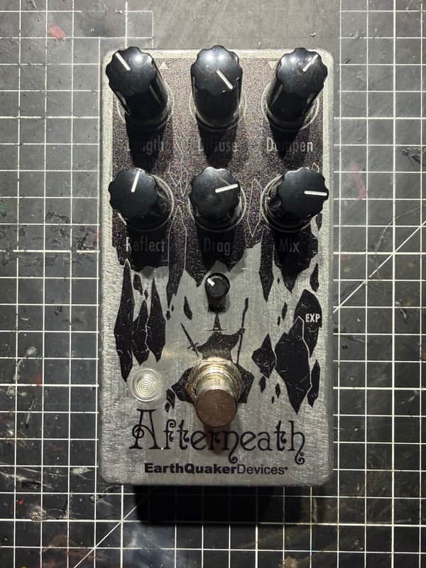 EarthQuaker Devices Afterneath v3