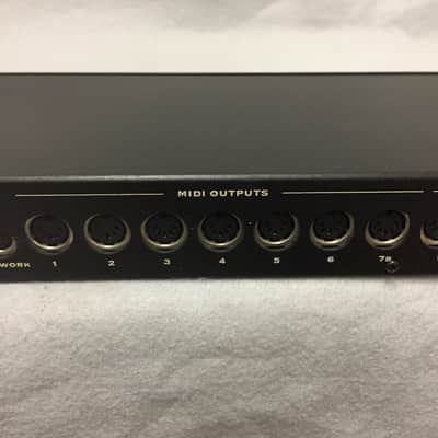 Opcode Studio 128X Midi Patchbay 80's - Black image 8