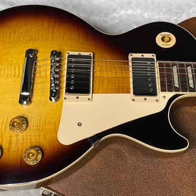 NEW! ! Gibson Les Paul 50's Standard - Tobacco Sunburst - Beautiful Curly / Quilty Flame Maple Top - Authorized Dealer - 9.6 lbs - G07575 image 4