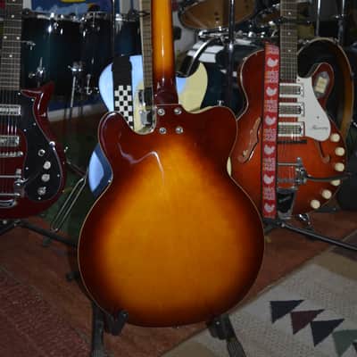 2017-18 Eastwood Airline H74 DXL Semi-Hollowbody in Honeyburst w/ a Bigsby, New Nickel Dunlop Straploks & a Mint Eastwood Hardshell Case ~ Mint ! image 6