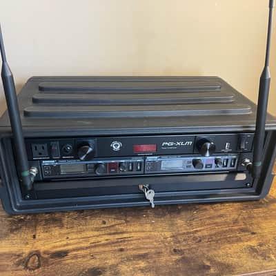 Complete Shure P9T / P9RA+ / P9HW + SKB Rack IEM System Bild 2