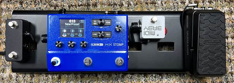 Line 6 HX Stomp Lightning Blue Mini Pedalboard Rig | Reverb