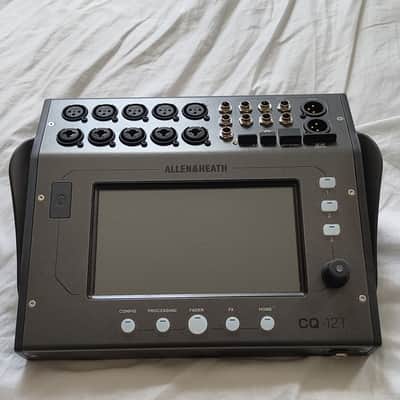 Allen & Heath CQ-12T 12-Channel Digital Mixer 2023 - Present - Black image 2