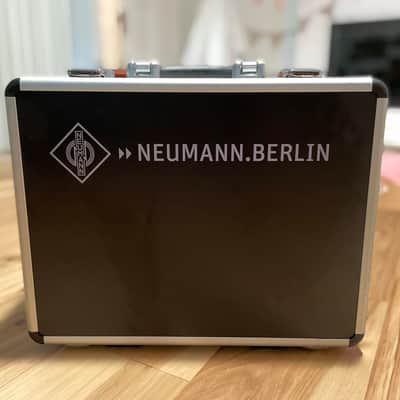 Neumann M 149 Large Diaphragm Multipattern Tube Condenser Microphone image 5