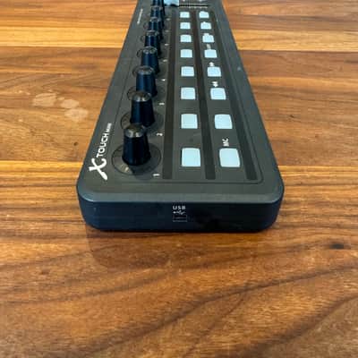 Behringer X-TOUCH MINI with stand - Ultra Compact USB DAW Control Surface image 5