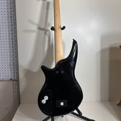 Jackson JS Series JS3V 5-String Spectra Bass 2018 - Present - Silverburst image 4