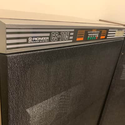 RARE 1984 Pioneer CS-705 4-Way 200W Hi-Fi Speakers, Oak, Near Mint Condition image 2