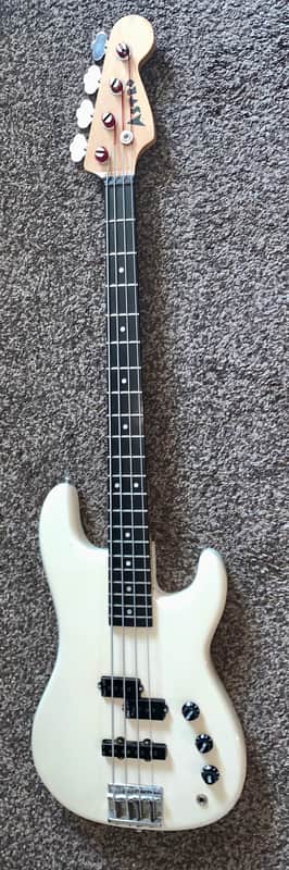 Warmoth Pj electric bass guitar made in the USA dimarzio pickups image 1
