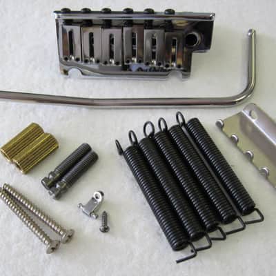 Fender LEFT HAND American Deluxe Strat Tremolo Assy USA 0055318049 image 2