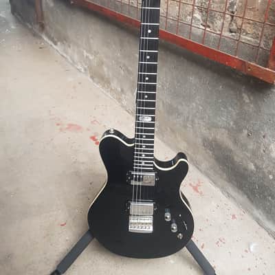 Ernie Ball Music Man Reflex family reserve with hardcase - Black image 3