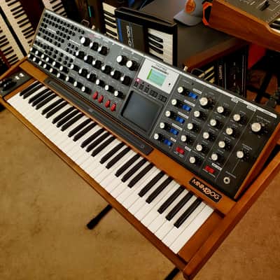 MUST SEE!!! MOOG MINIMOOG VOYAGER XL 40th ANNIVERSARY IN NEAR-MINT CONDITION! image 3
