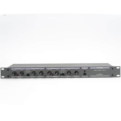 Aphex Model 104 Aural Exciter Type C2 with Big Bottom Rack Mount