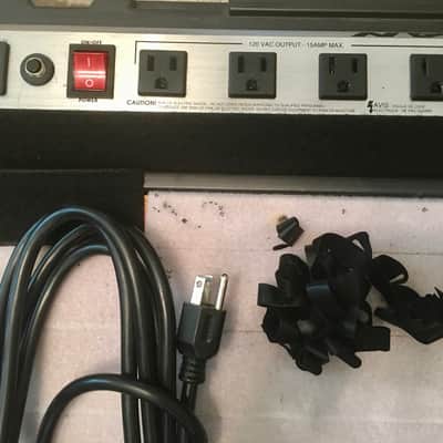 Furman Pedalboard With Power Supply SPB-8C Includes Cords and Hard Case Rolling Top Black image 3
