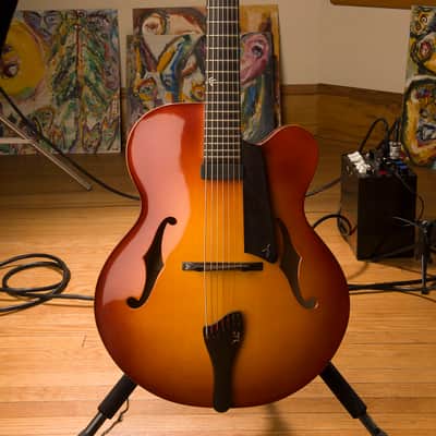 NEW PRICE! 18 " Benedetto "Custom 7 String" (like La Venezia model) 1993 Autumn sunburst Offers OK image 1