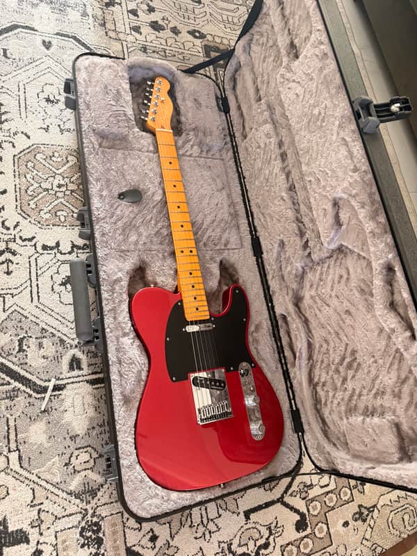 Fender American Ultra II Telecaster with Maple Fretboard 2024 - Present - Sinister Red