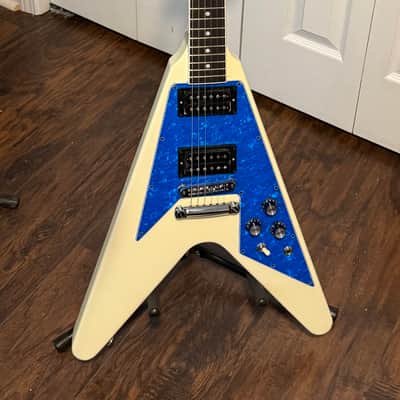 Gibson '70s Flying V 2020 - Present - Classic White image 2