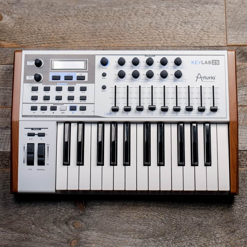 Arturia Keylab 25 MIDI Controller USED | Reverb