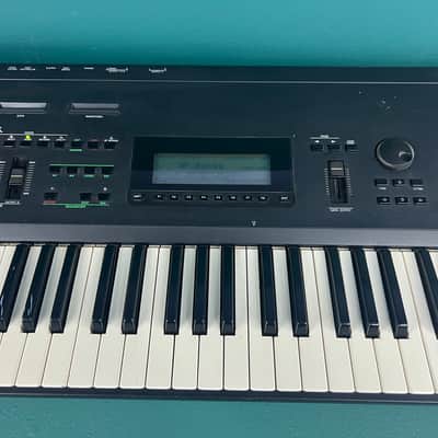 Yamaha SY99 Synthesizer 1991 - Black image 5