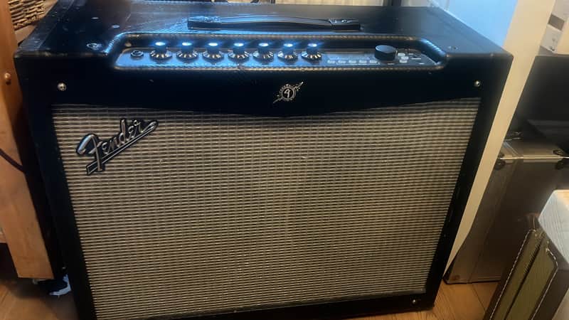 Fender Mustang IV V.2 150-Watt 2x12" Modeling Guitar Combo
