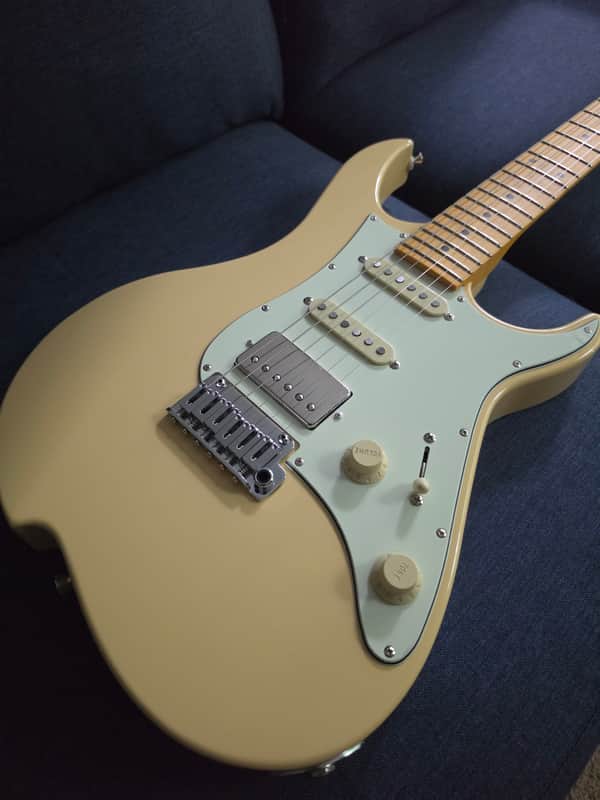 Vola OZ RV MC 2026 - Vintage Ivory image 1