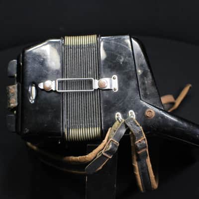 An Italian Made  12 Bass Accordion in it's Original Case image 4