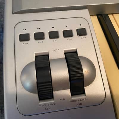 M-AUDIO KEYSTATION 88 PRO WEIGHTED ACTION CONTROLLER 2005-2010 - Silver image 7