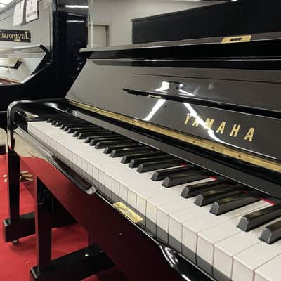 Yamaha U1 PIANOFORTE VERTICALE NERO LUCIDO image 2