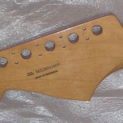 Fender® Sub-Sonic Baritone Strat Maple Neck~27" Scale~22 MJ Frets~9.5"~Brand New image 8
