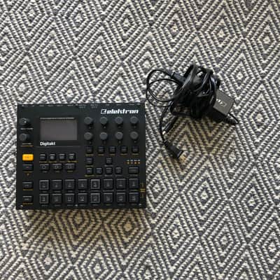 Elektron Digitakt Eight-Voice Digital Drum Computer/Sampler owned by Eric Cannata of Young the Giant image 3