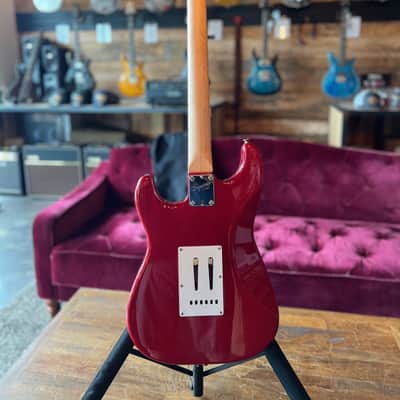 Squier Standard Stratocaster - Cherry Sunburst w/Gig Bag image 8