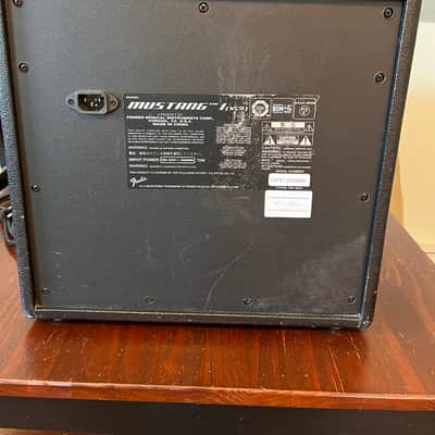 2013 Fender Mustang 1 v2 Combo Amplifier image 4