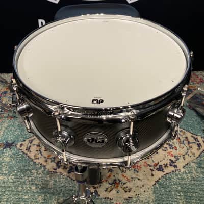 DW - 14x5.5" DRVF6514SVN, Carbon Fiber Snare Drum with Black Nickel Hardware, 2020's image 2