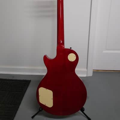 Latitude NW 1915 2022 Les Paul-Style Guitar in Cherry Burst with Porter Smooth/Classic Pickups, Gotoh Locking Tuning Machines, and Gator Hardshell Case image 4