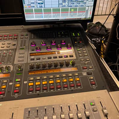 Avid Venue SC48 Dual PSU Digital Compact Mixing Console 2010s - Standard image 8