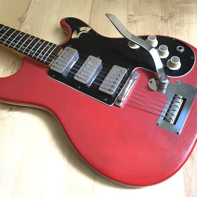 60‘s Hofner 173 electric guitar with red vinyl cover image 17