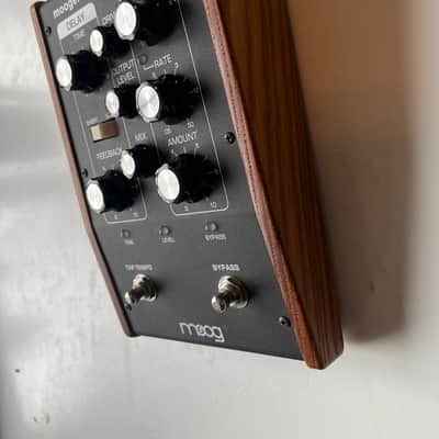 Moog MF-104M Moogerfooger Analog Delay 2012 - Black image 3