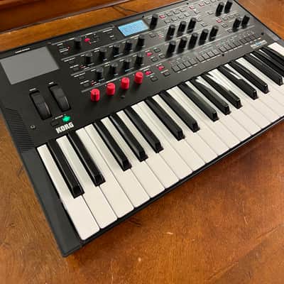 Korg Modwave 37-Key Wavetable Synthesizer 2021 - Present - Black image 2