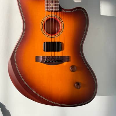 Fender Acoustasonic Standard Jazzmaster 2025 - Present - Honey Burst image 1