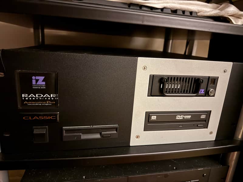 iZ Radar 24 Classic HDD Recorder w/ Adrenaline Engine image 1