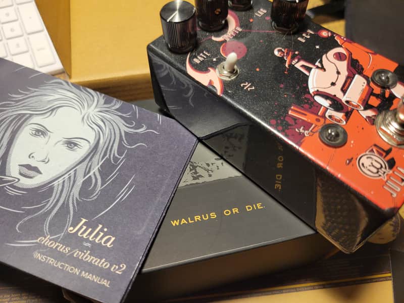 Walrus Audio Julia Chorus / Vibrato V2 Limited Edition - Luna Series 2021 - Black / Red image 1