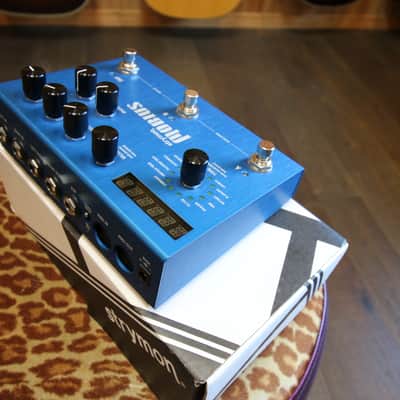 Strymon Mobius 2012 - Present - Blue image 5
