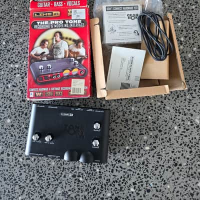Line 6 TonePort UX2 USB Audio Interface 2000s - Black / Red image 1