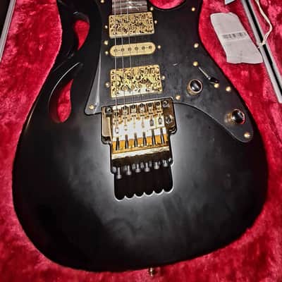 2025 Ibanez Pia Onyx Black 8 months old Steve Vai Signature image 3