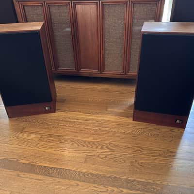 Vintage pair of Teledyne Acoustic Research AR-14 speakers in very good condition. image 1
