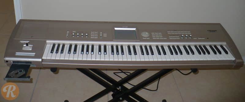 Korg Triton Studio 76-Key 120-Voice Polyphonic Workstation (2002
