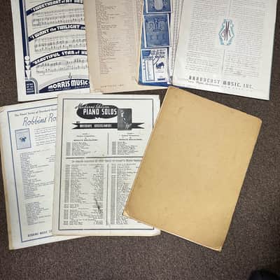 Lot of 11 Vintage Piano Books including Annie, Broadway, Waltz, & More!! image 7
